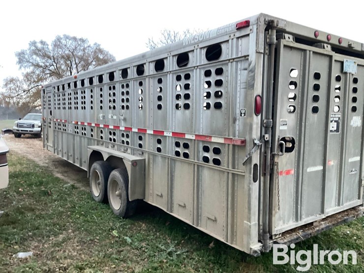 wilson-livestock-trailer-image-7