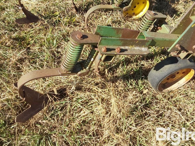 john-deere-825-image-15