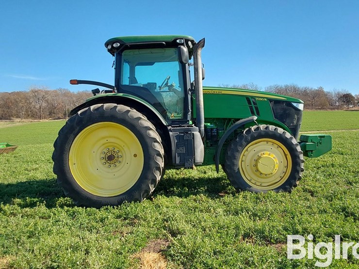 john-deere-7230r-image-4