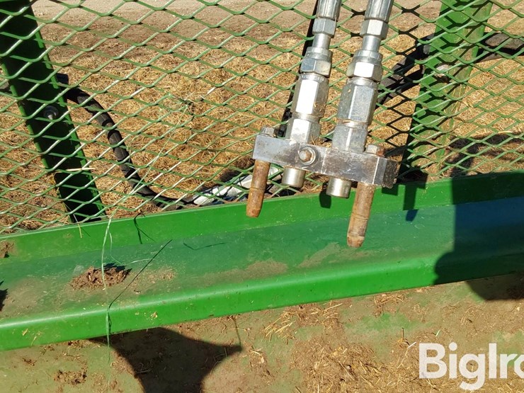 john-deere-8-image-14