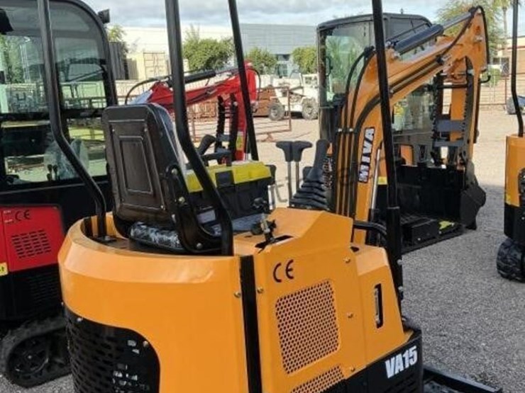 2025-miva-15-mini-excavator-image-4