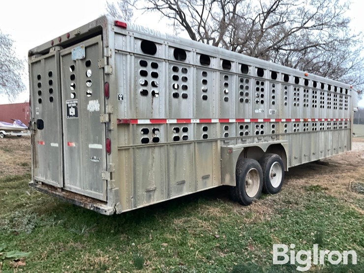 wilson-livestock-trailer-image-5