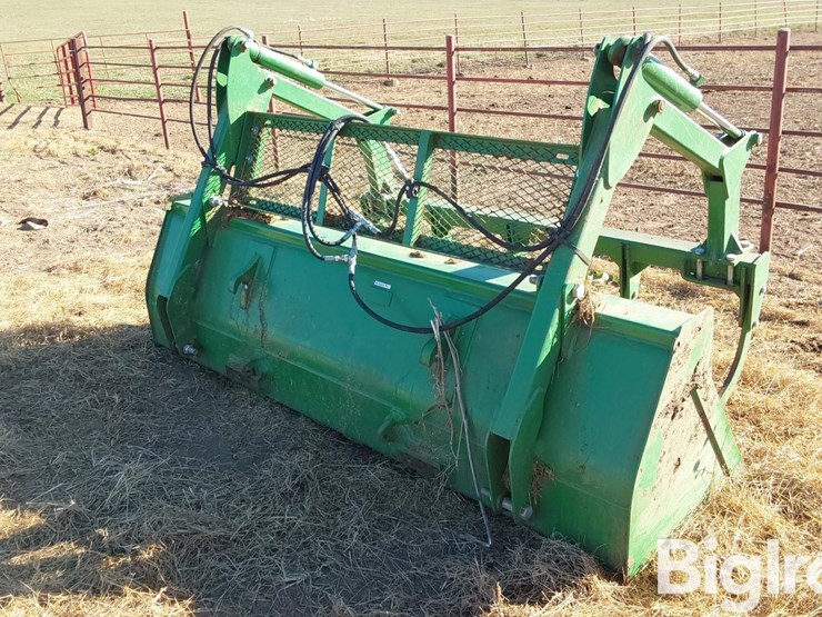 john-deere-8-image-3