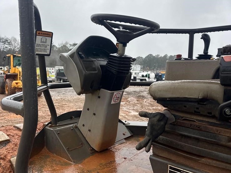 2014-volvo-sd75-image-21