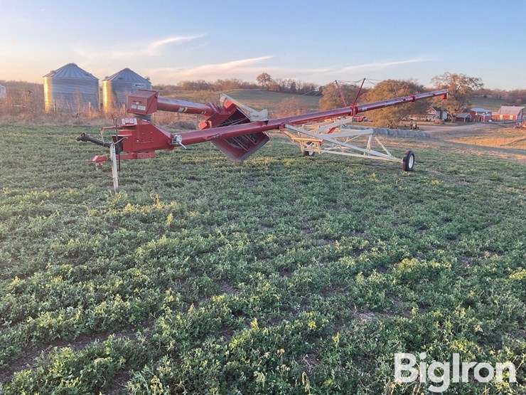 buhler-farm-king-1070-image-7