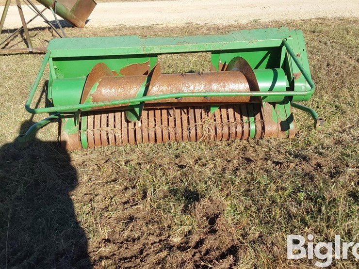 john-deere-7-image-2