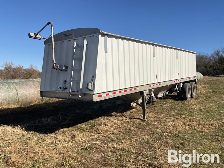 jet-grain-hopper-image-1