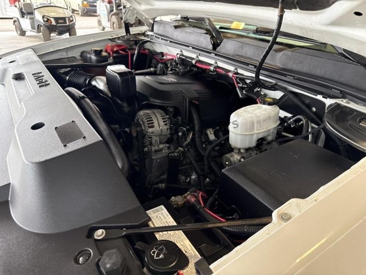 chevrolet-silverado-3500hd-image-17