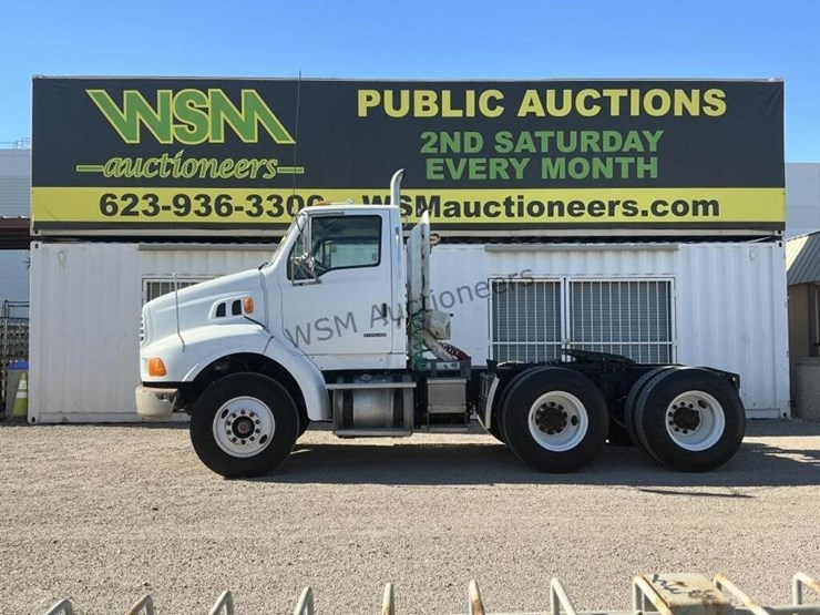2008-sterling-l8500-image-1
