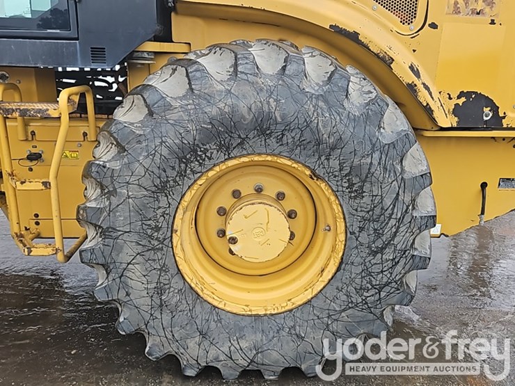 2008-caterpillar-cs74b-image-8