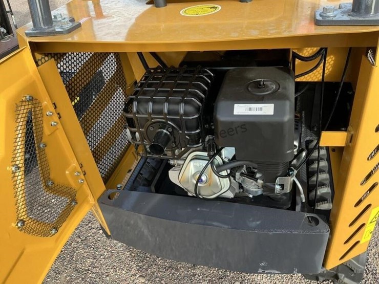 2025-cfg-mx12r-mini-excavator-image-9