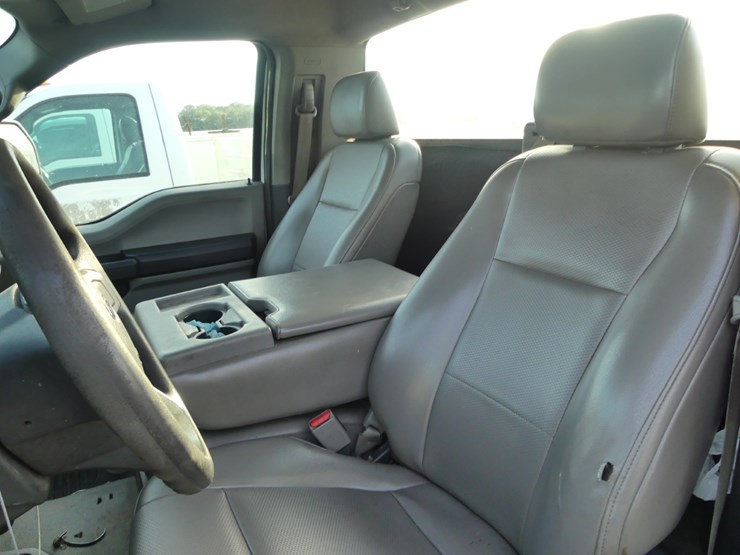 2017-ford-f350-xl-image-10