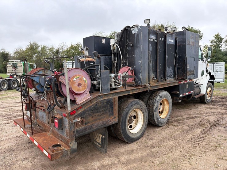 1997-ford-f800-image-4