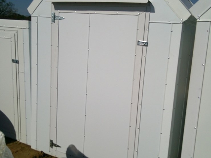 64"x64"-well-house-image-1