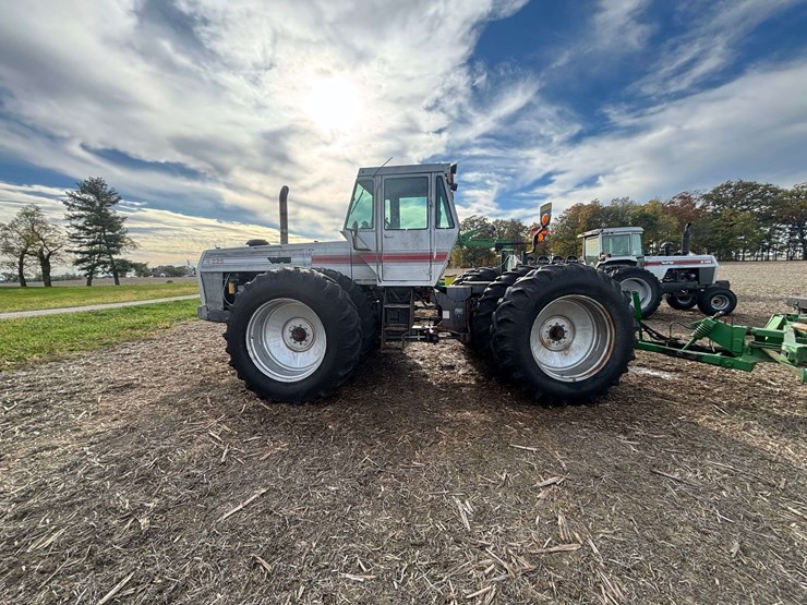 1986-white-4-225-image-23