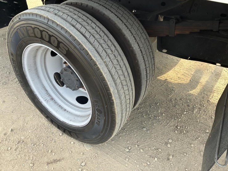 2016-ford-f550-xlt-image-5