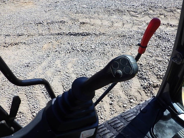 kobelco-sk85cs-3e-image-32