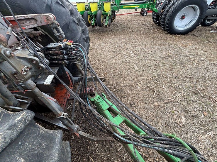 john-deere-1590-image-23