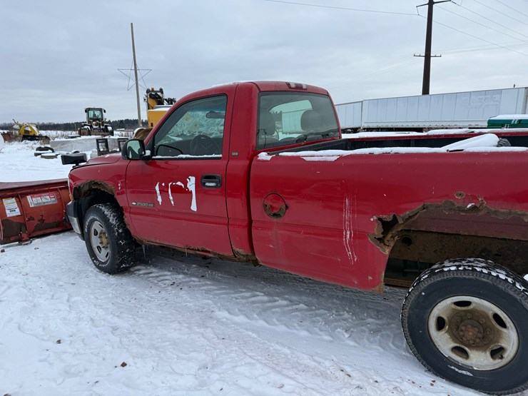 2003-chevrolet-2500-image-15