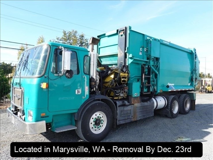 2015-wayne-curbtender-image-1