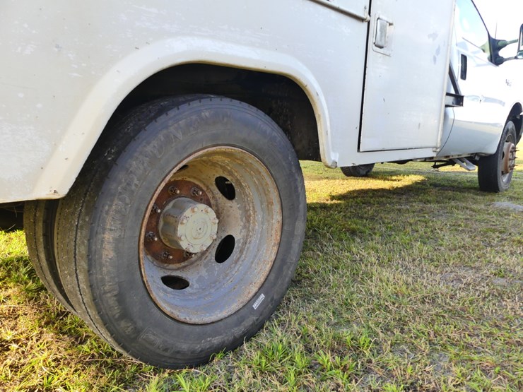 1999-ford-f450-image-8