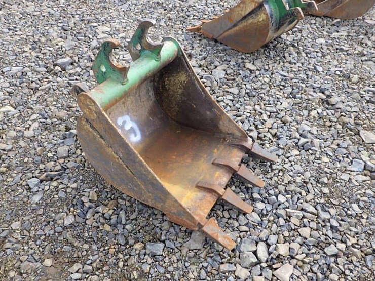 john-deere-24-image-2