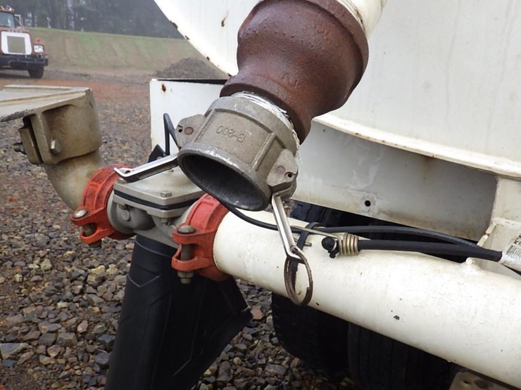 peterbilt-357-image-13