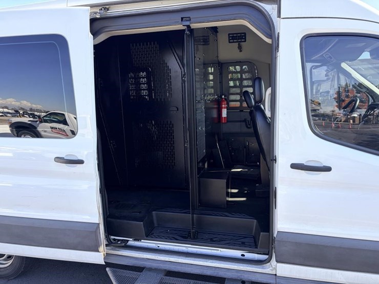 ford-transit-image-10