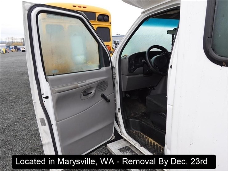 1998-ford-e450-image-17