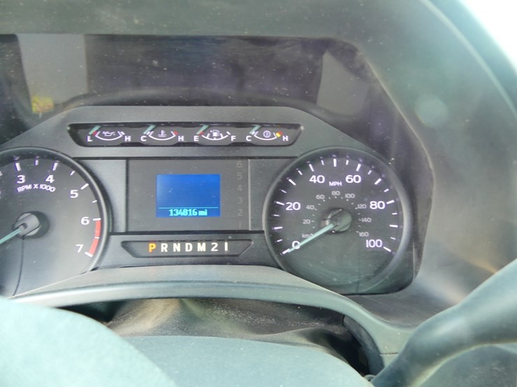 2019-ford-f250-xl-image-12