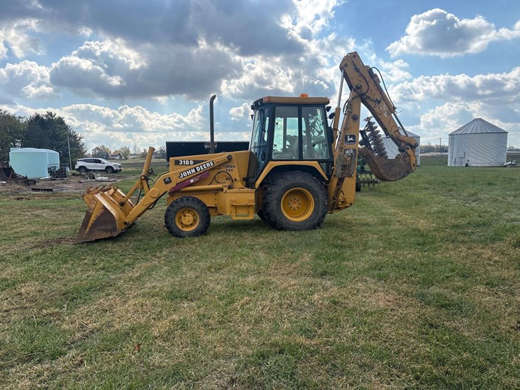 john-deere-310d-image-3