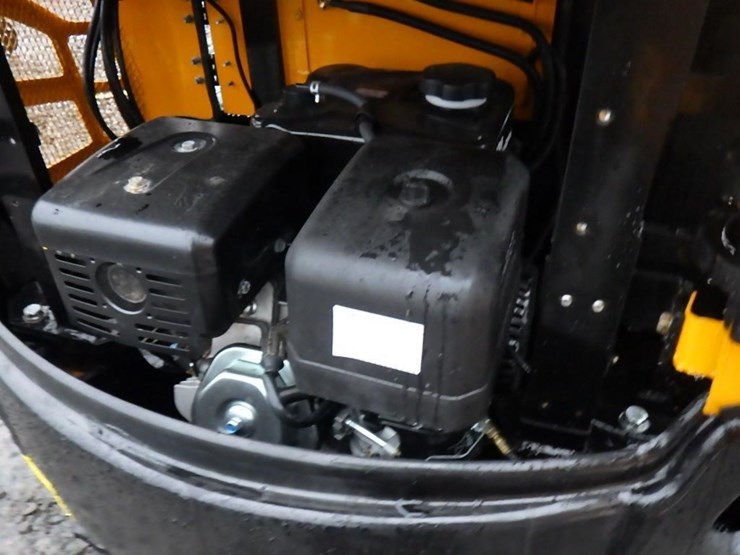 2025-vicsec-15p-hydraulic-excavator-image-17