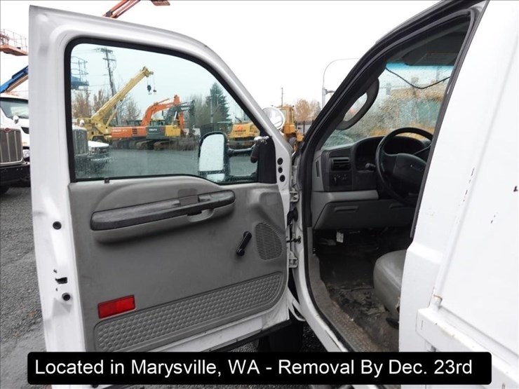 2005-ford-f450-image-7