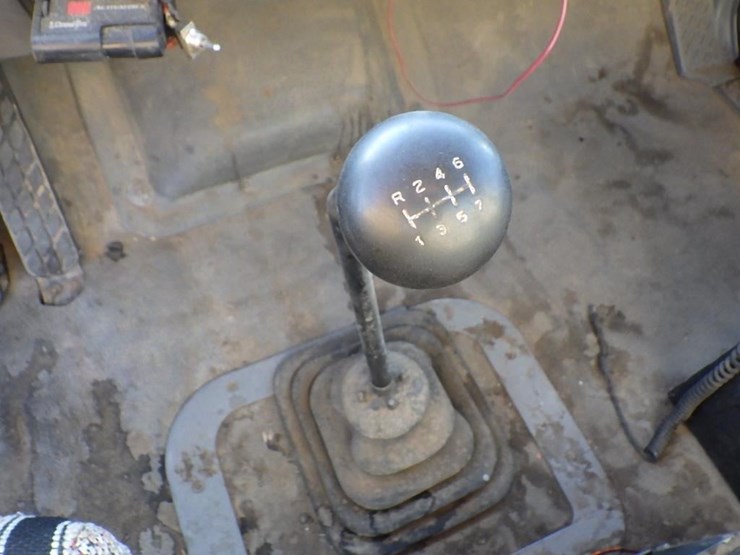 1997-ford-l8513-image-29