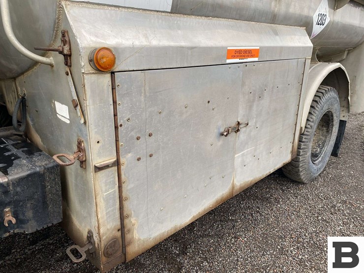 1984-international-s1954-image-17