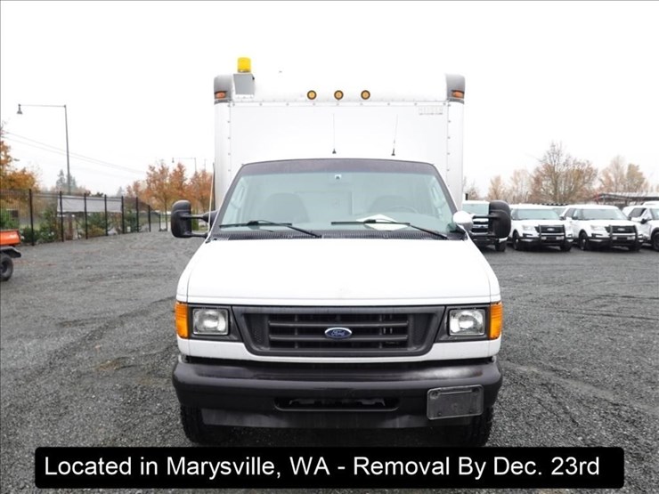 2003-ford-e350-image-14