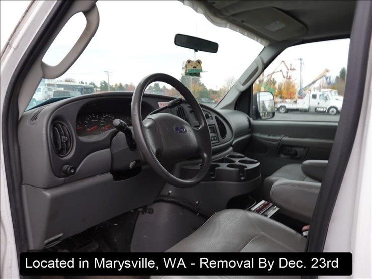 2006-ford-e350-image-3