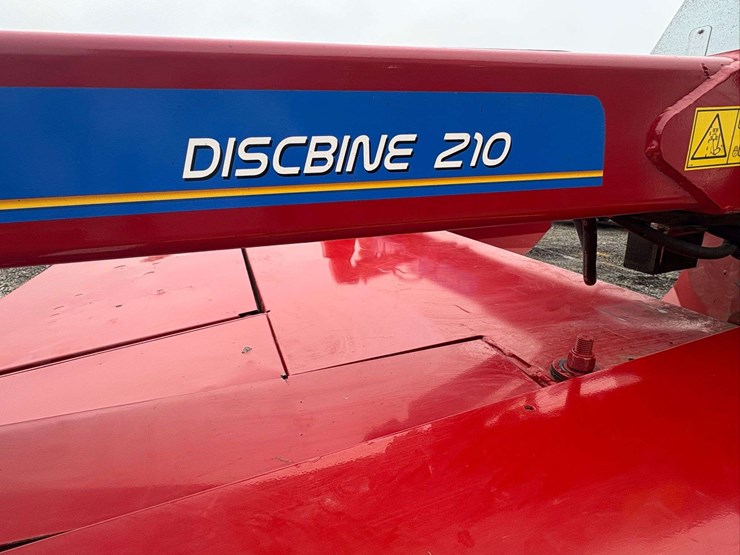 new-holland-discbine-210-image-2