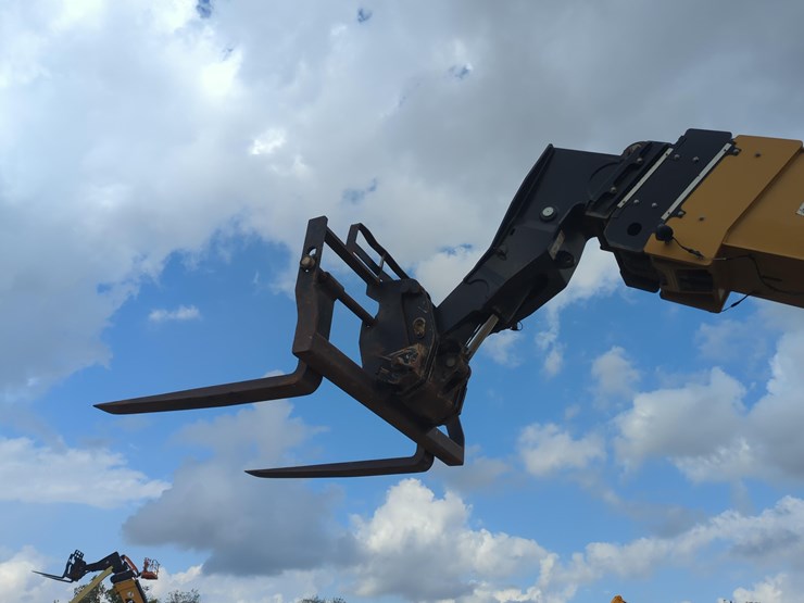 caterpillar-tl1255-image-6