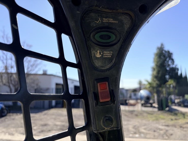 bobcat-s570-image-18