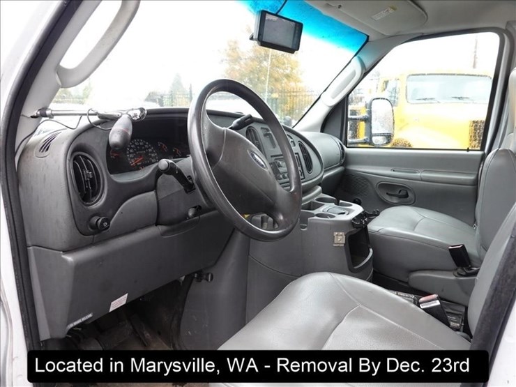 2003-ford-e350-image-2