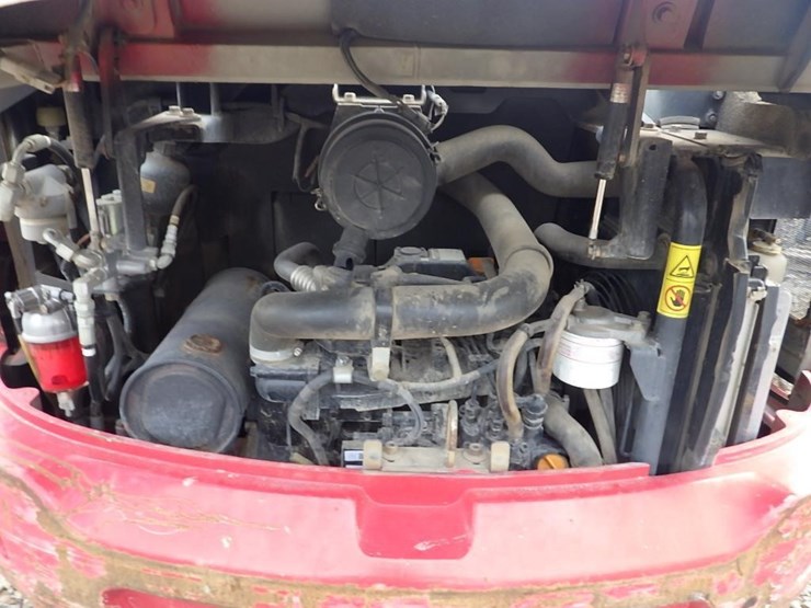 takeuchi-tb230-image-19