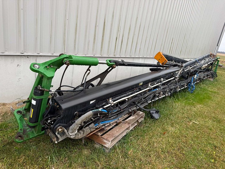 jd-120ft-carbon-boom-image-1