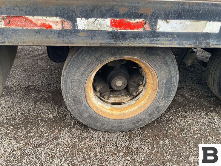 2002-towmaster-t-20-image-24