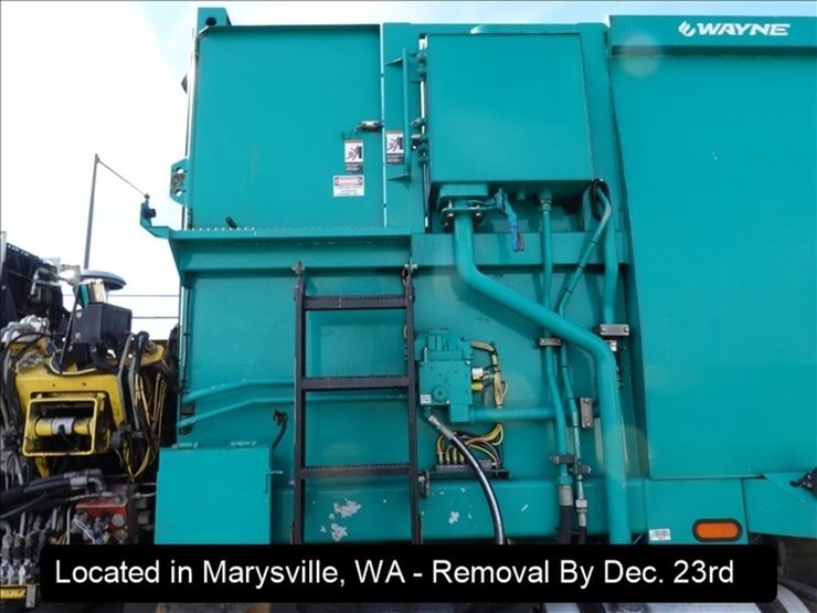 2015-wayne-curbtender-image-3