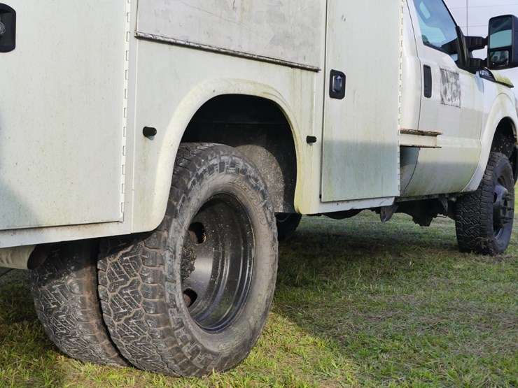 2016-ford-f350-xl-image-5