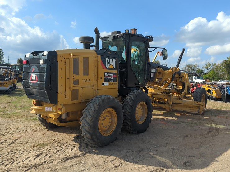 caterpillar-12m3-image-4