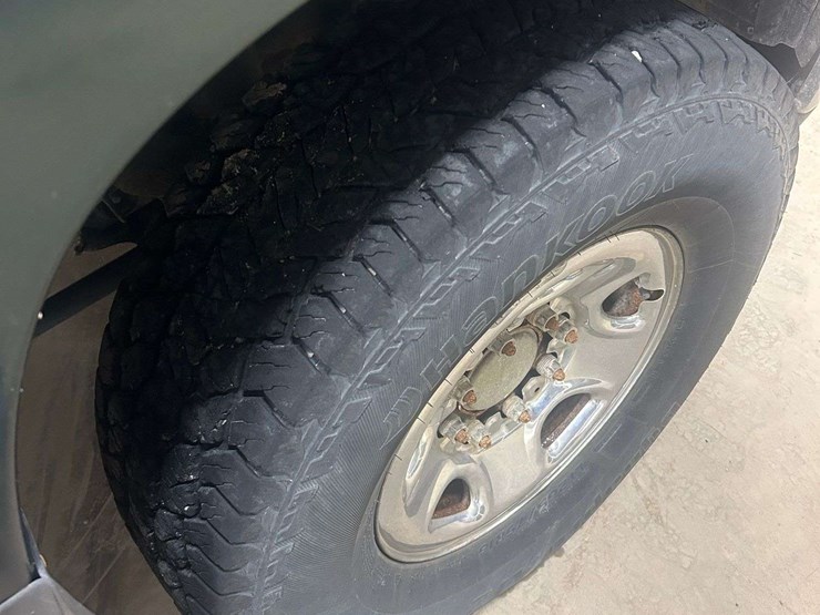 2001-chevrolet-2500-image-13