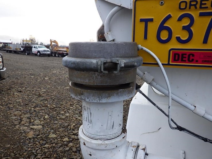 1999-ford-sterling-s/a-water-truck-image-13