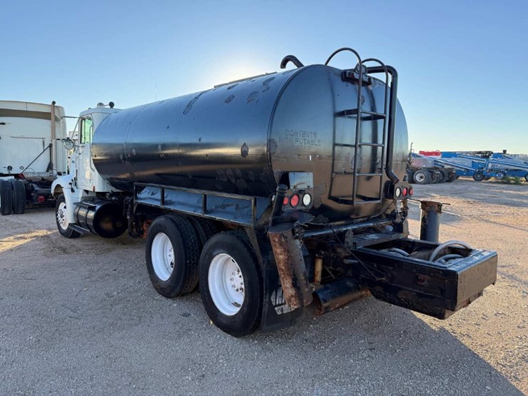 1998-international-9100-image-4